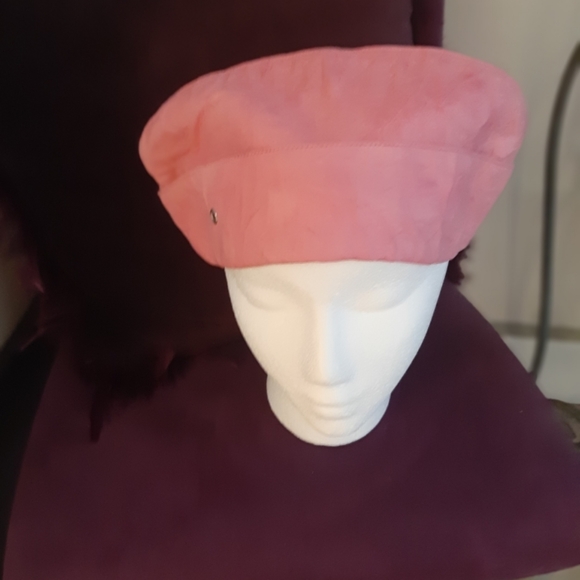 Leather hat - Picture 1 of 2